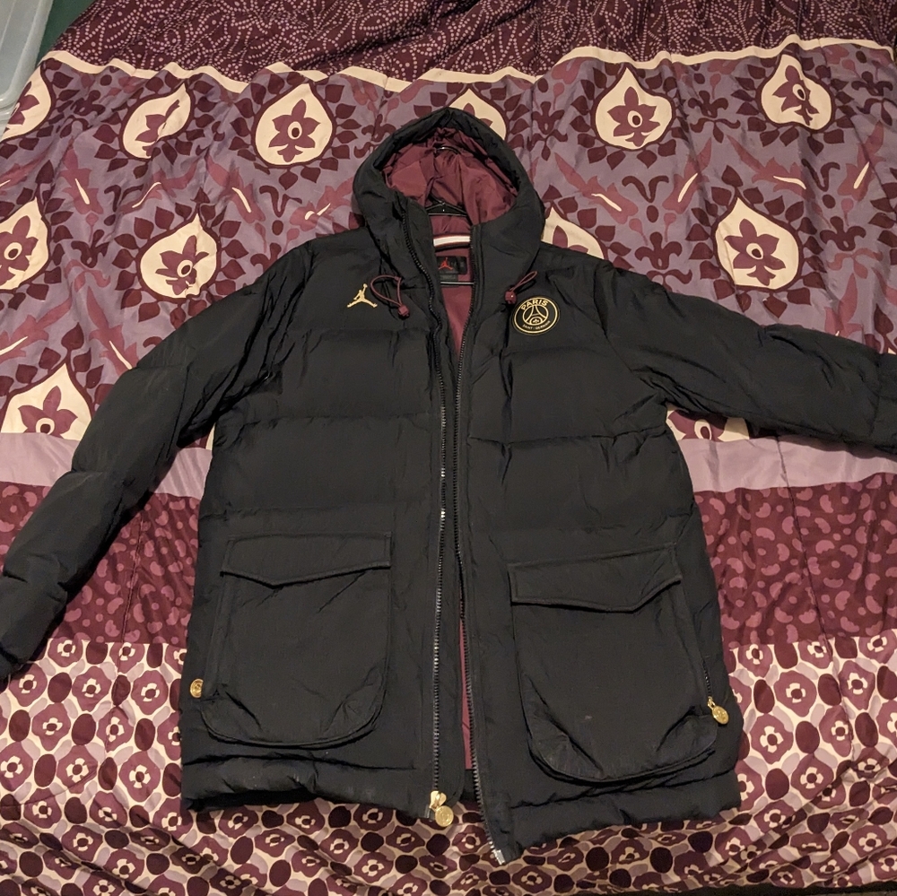 Nike Air Jordan Paris Saint Germain (PSG) Down Fill Parka Coat Size M